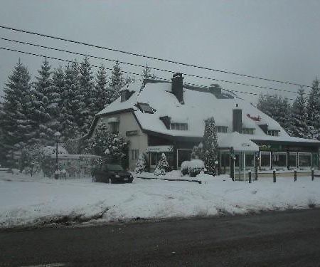 Hotel Aux Massotais Petites Tailles ภายนอก รูปภาพ